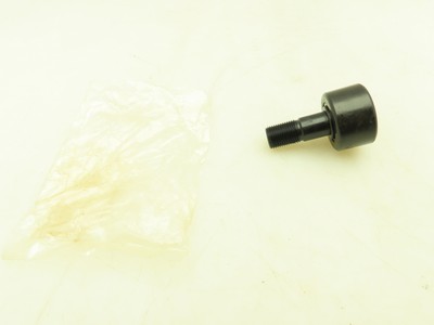 McGill CFD 1 1/2 Cam Follower Bearing 1-1/2'' Roller 5/8'' Stud