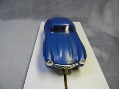 1/32 1965 ORIGINAL REVELL MERCEDES-BENZ 300 SL BLUE SLOT CAR W