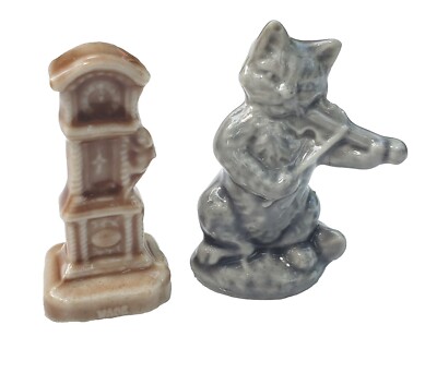 VTG Lot Of 2 Wade Figurines Nursery Rhymes Hickory Dickory & Cat Fiddle England
