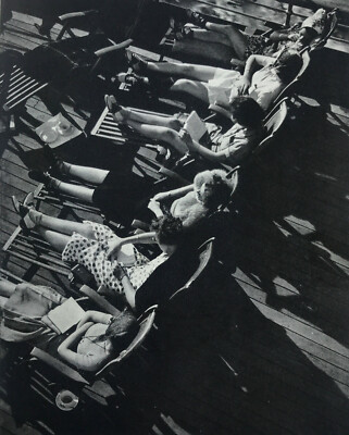 Markante Komposition ''Siesta'' 1940 des New Yorker Fotografen H J Phillips