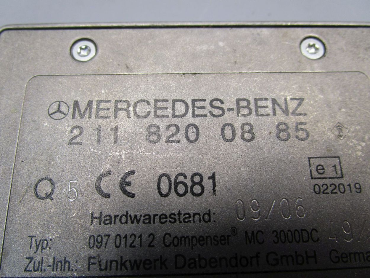 Antenna Amplifier for MERCEDES R-CLASS (V251, W251) R 280 CDI 2118200885