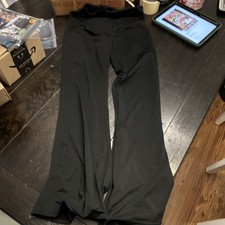Women  s Black Pull-On Stretch Pants Flat Front Solid Polyester/Spandex Size L