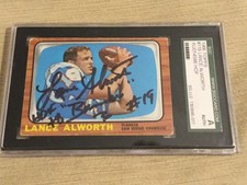 1966 Topps Football Lance Alworth Autographed Football Card HOF Chargers SGC