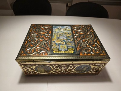 Blechkiste, Lebkuchen, ''Nürnberger Lebkuchenfarbrik Gottfried Wicklein'', alt