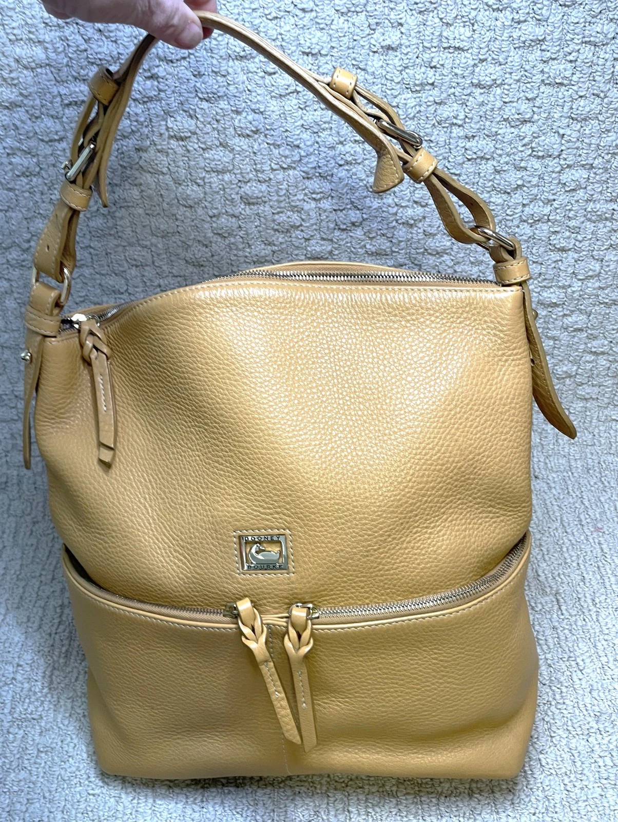 Dooney & Bourke Large Dillen Bag Gold Pebbled Leather Sac Handbag Purse Hobo