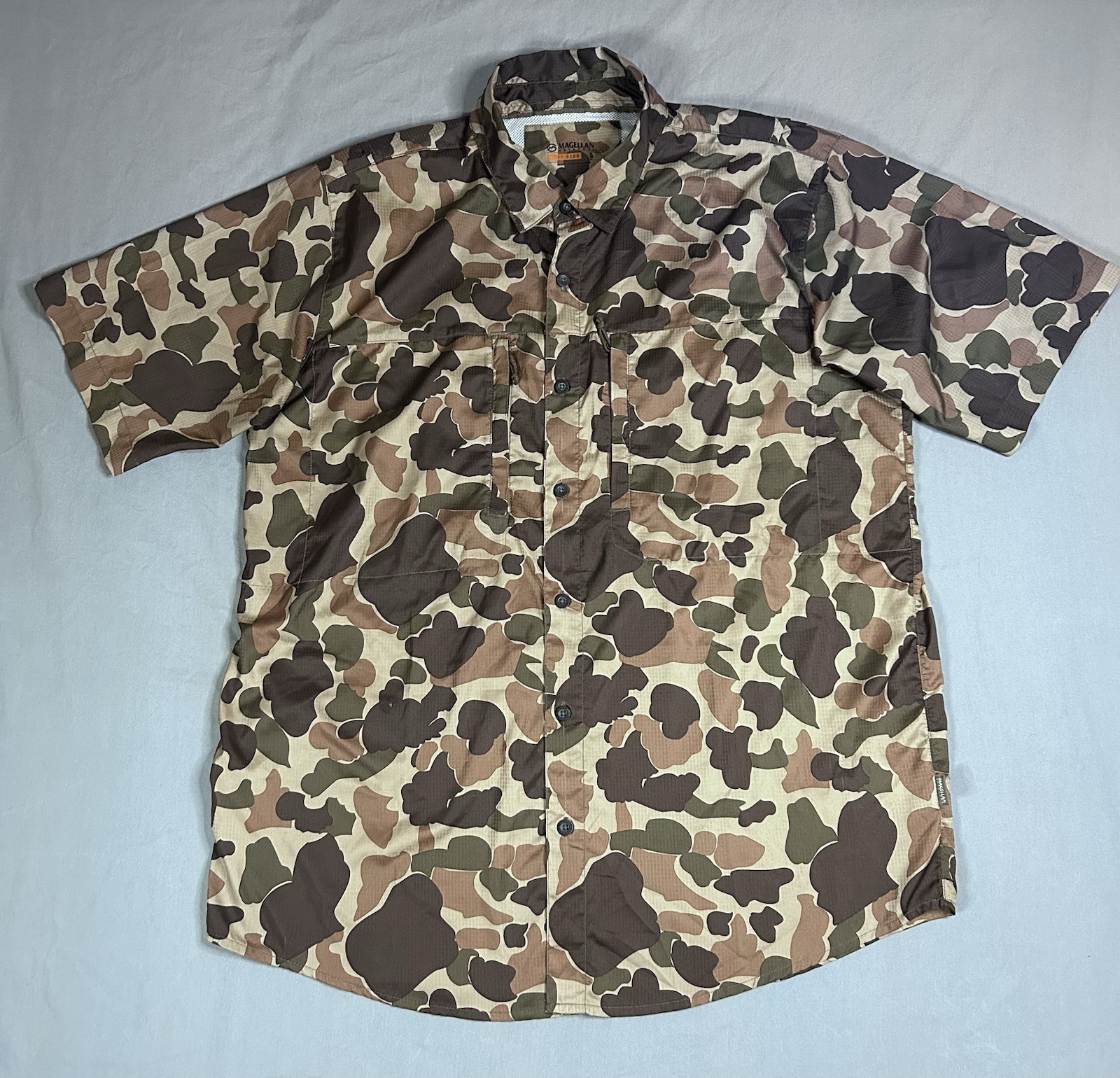 Magellan Outdoors Hunt Gear Lightweight Ripstop Duck Camo Short Sleeve Shirt L
