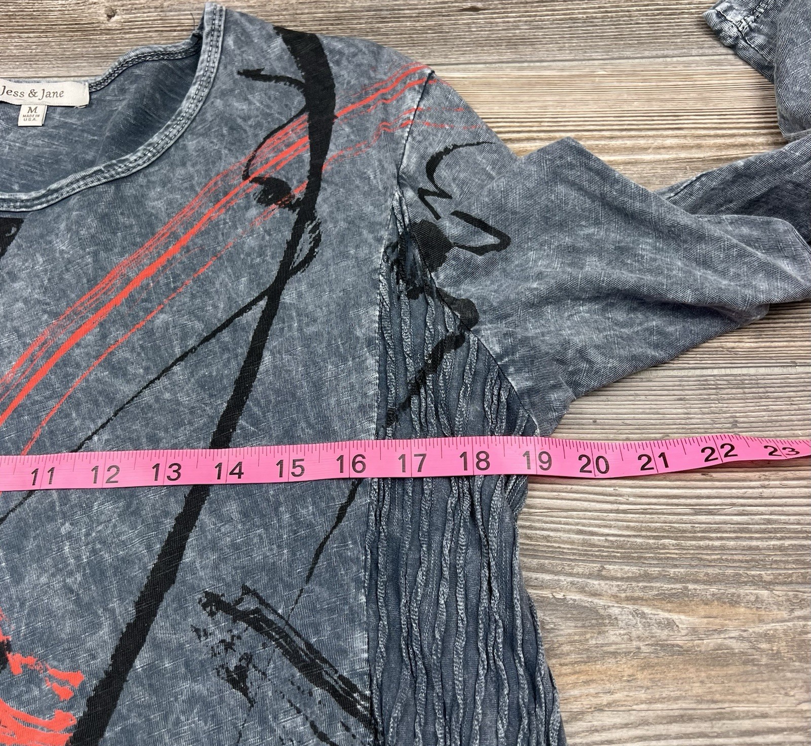 Jess & Jane Tunic Top Womens Medium Abstract Artistic Boho Artsy Gray 3/4 Sleeve