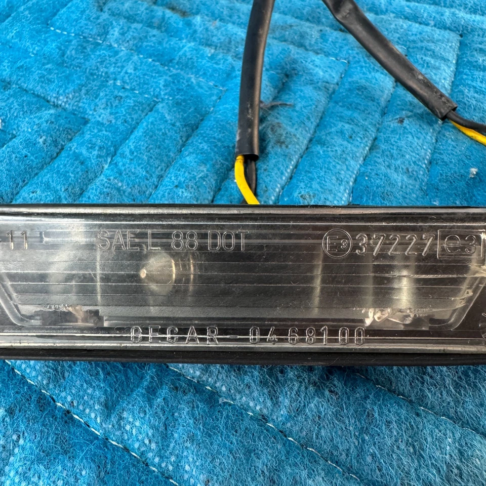 1989-1991 CHRYSLER TC MASERATI Rear License Plate Light Lamp Set 46K OEM - Image 4 of 4