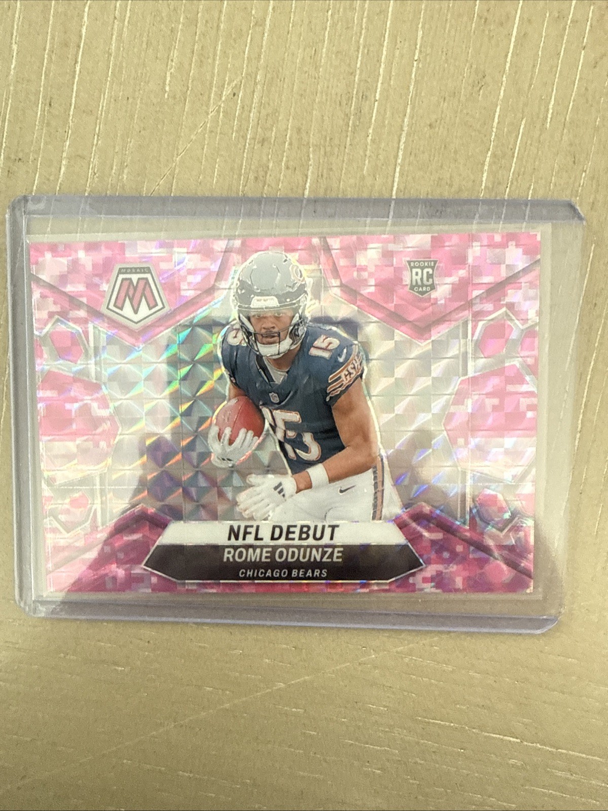 2024 Panini Mosaic - NFL Debut Rome Odunze #281 Camo Pink Mosaic Prizm (RC)
