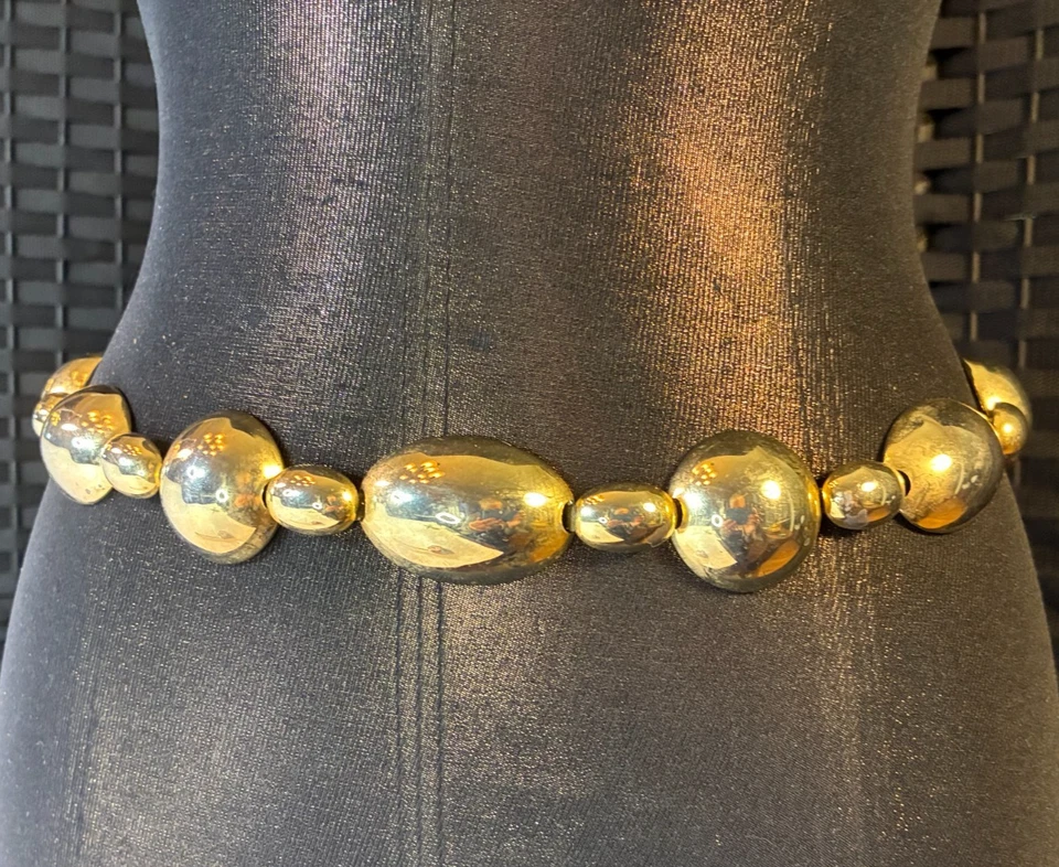 Vintage GOLD TONE DOME PANEL CHAIN BELT 26-36" Fit Large Retro Modernist Metal - Image 2 of 4