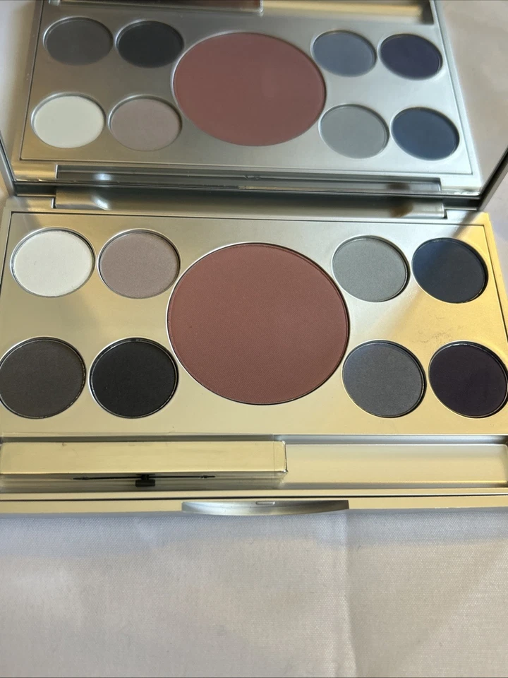 型号 prefer Eight 多面宝石眼影和腮红蓝色和棕色 — 第 4/4 张图片