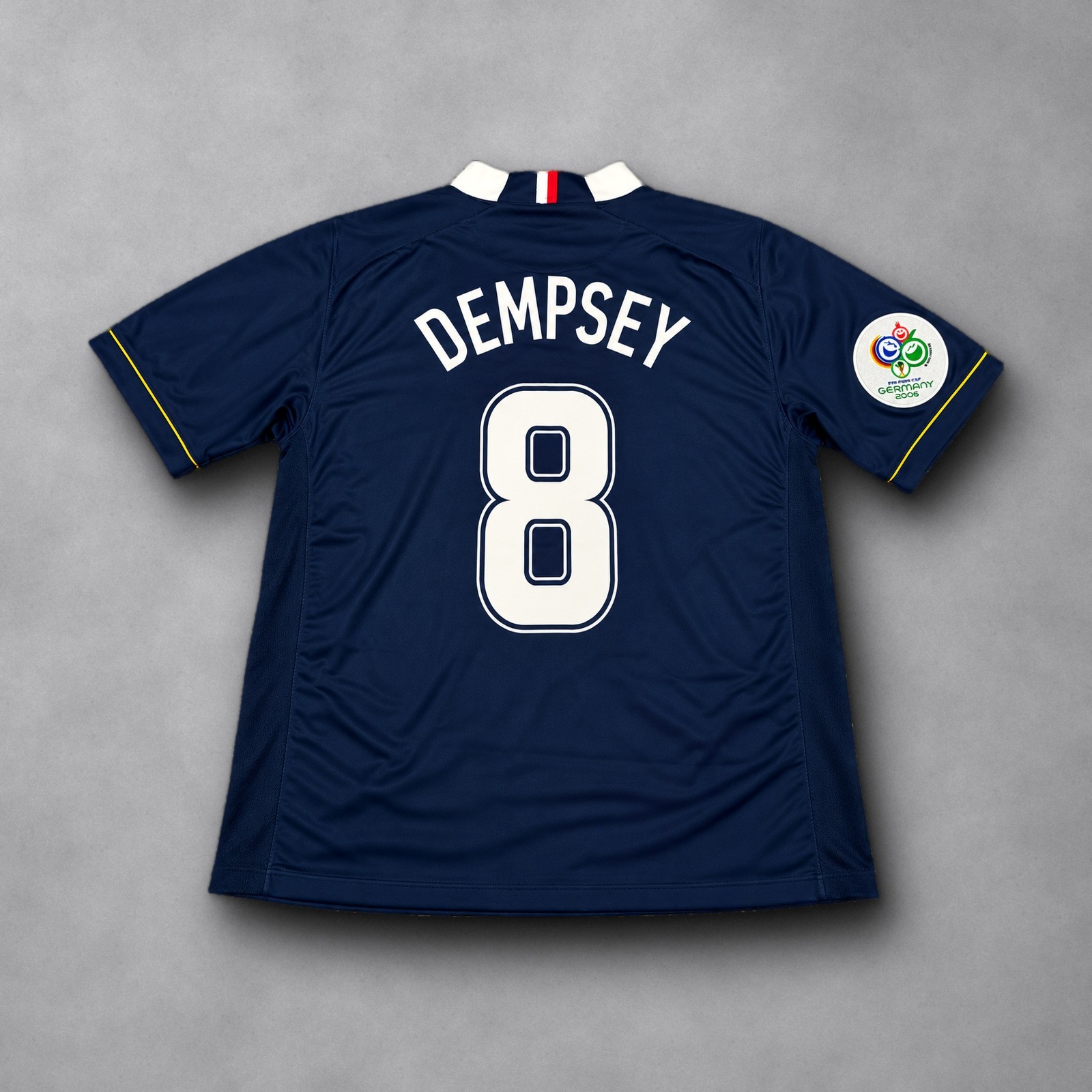Vintage 2006 USA Clint Dempsey #8 World Cup Germany Away Jersey L Nike 🔴
