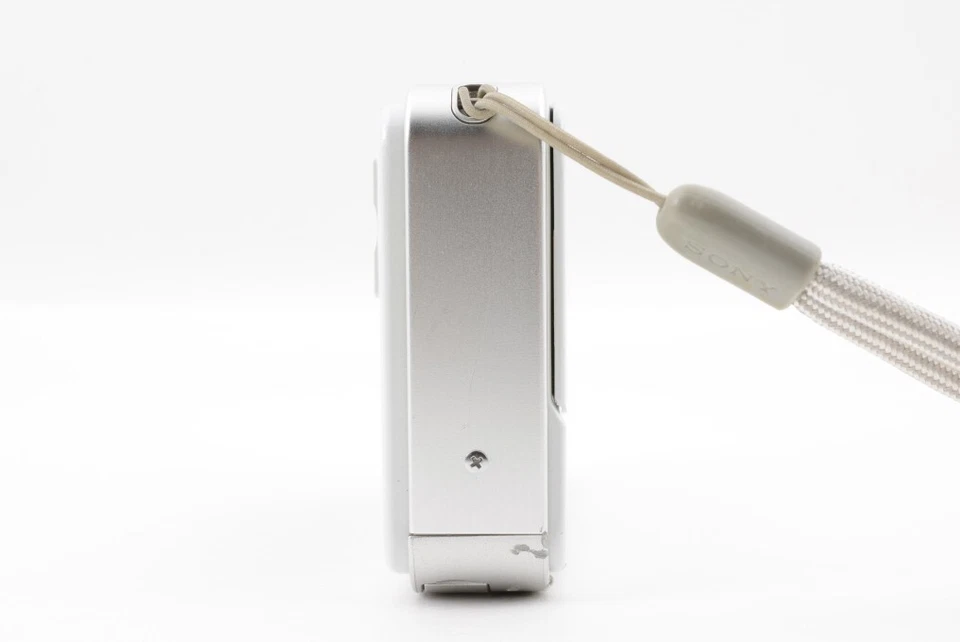 [Exc] Sony Cyber-Shot DSC T2 White Compact Digital Camera +Charger From Japan - Image 4 of 4