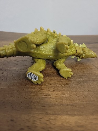 Jurassic World Attack Pack Minmi Dinosaur Action Figure - Picture 4 of 4