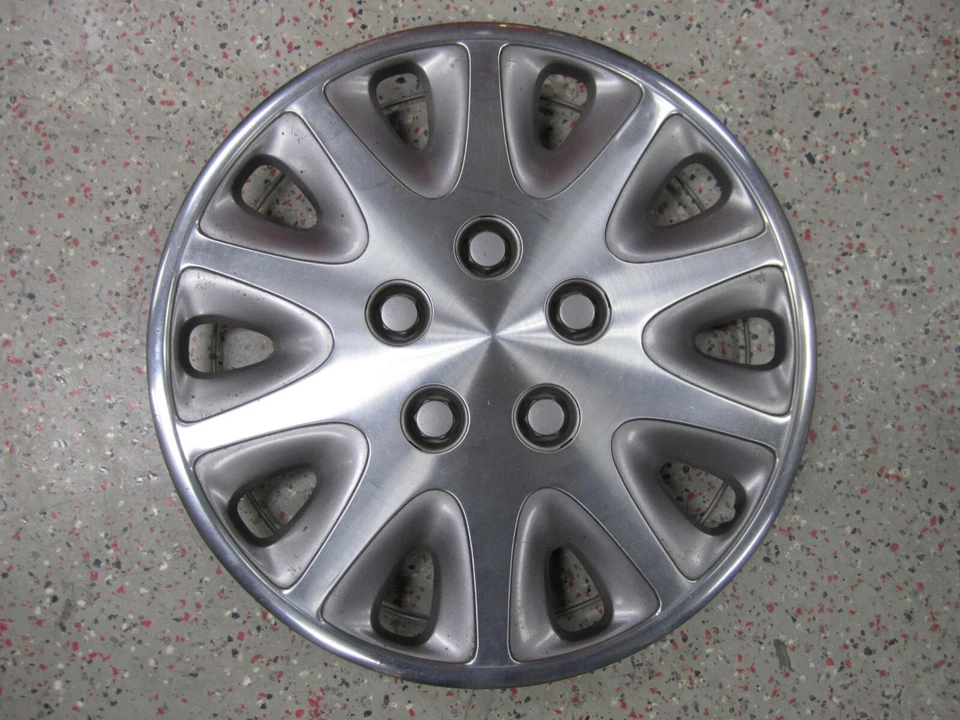 Оригинальные крышки колес для Plymouth Voyager 14 дюймов 1994-1995 годов выпуска 4472610 66051 497 — комплект/4 - Изображение 3 из 4