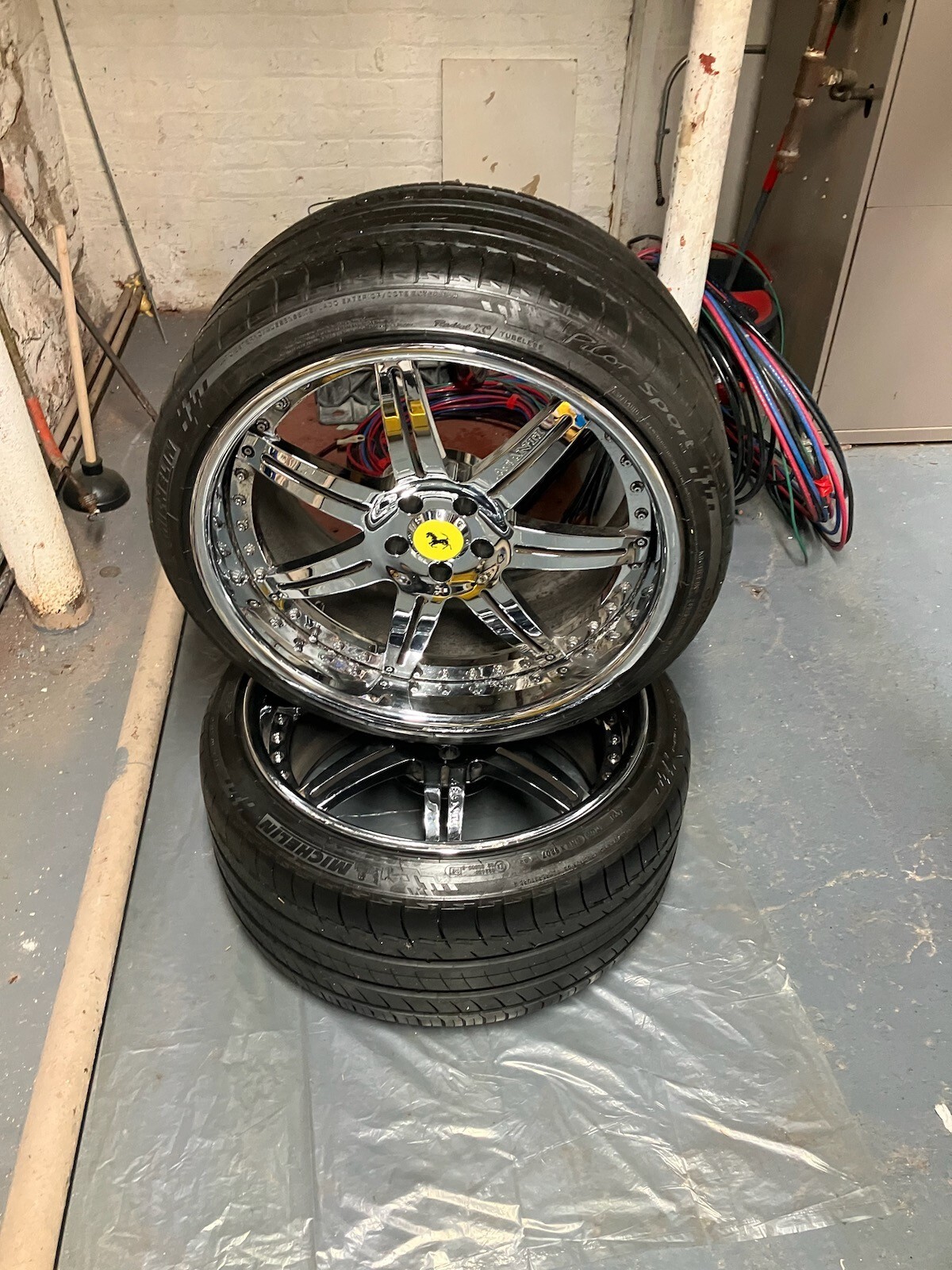 Asanti 146 Rim Michelin Pilot Sport II Tire Ferrari Cap Wheel and Rim Package