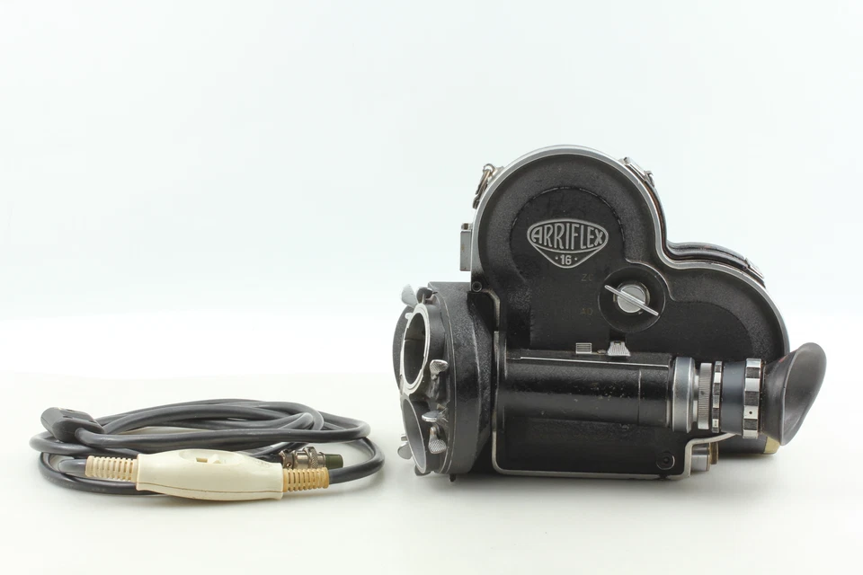 Cámara de película Arriflex 16ST 16mm funcionando [Exc+5] con cable de alimentación de JAPÓN Foto 2 de 4