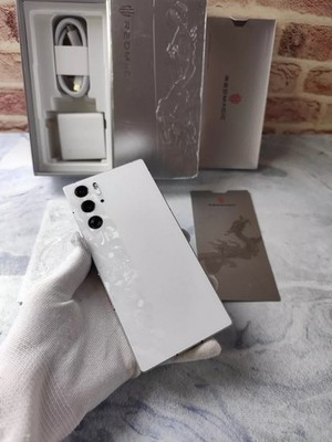 ZTE Nubia RedMagic 9 Pro the Year of the Loong Limited 16+512GB Global Google
