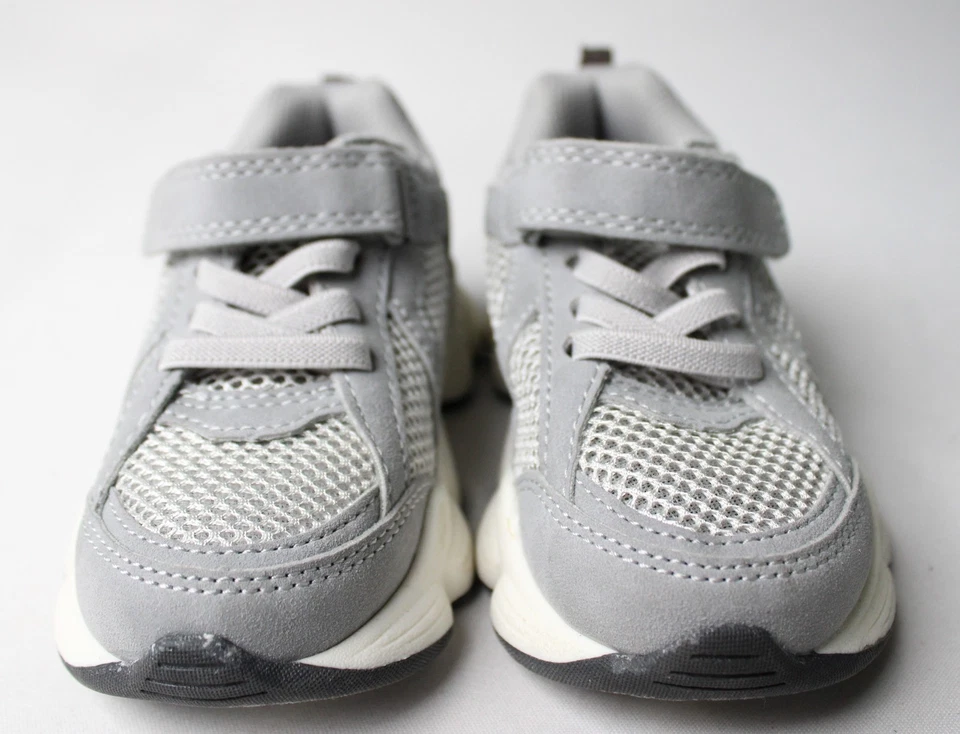 Zapatillas deportivas Carter's para niños pequeños de malla de gancho y bucle LB3 gris EE. UU.:9 UE:25 Foto 4 de 4