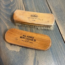 2 Vintage Alamo  Cadillac Horsehair Shoe Polish Brush Wooden Handle N9 