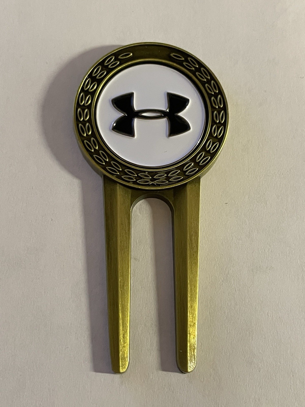 (1) Under Armour Divot Tool & 1" Coin Style Golf Marker - A 