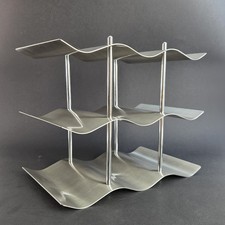 Modern Metal Wine Rack – Sculptural Wave Design – Holds 9 Bottles – Contemporary