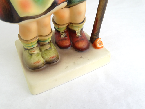 Hummel Goebel Stormy Weather 71/I Figurine Boy and Girl Under Umbrella FedEx FS - Picture 14 of 24
