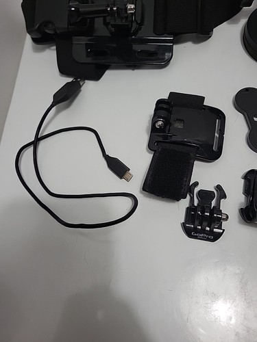 GoPro Hero Session C31413 w/ Accessories & Charger – Waterproof HD Cam TESTED - Picture 3 of 14