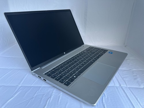 HP ProBook 450 G8 15.6” FHD i5-1135G7 2.40GHz 8GB 512GB Win 10 Pro QWERTY