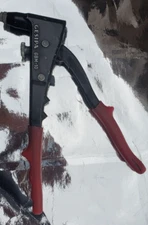Gesipa Blindnietmutternsetzgerät GBM 10  Riveter used