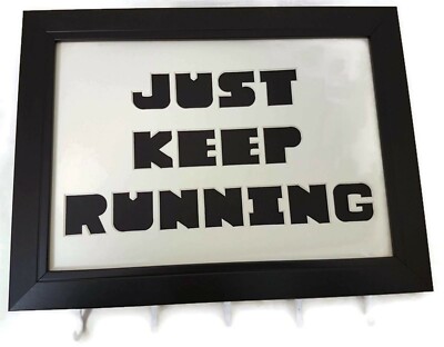 Just Keep Running Medaillenaufhänger Display / Ständer / Halter