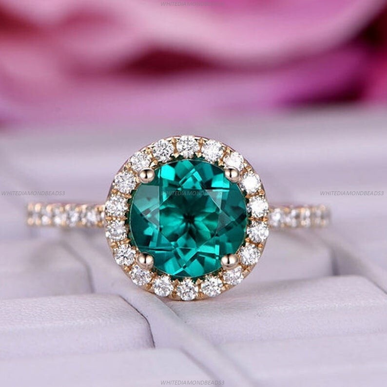 Natural Emerald Moissanite Wedding Band for Women in 14K Rose Gold-image