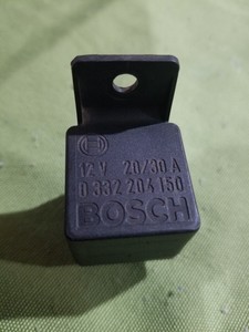Alfa Romeo Spider Good Used Bosch Made In Germany Relay 0332204150