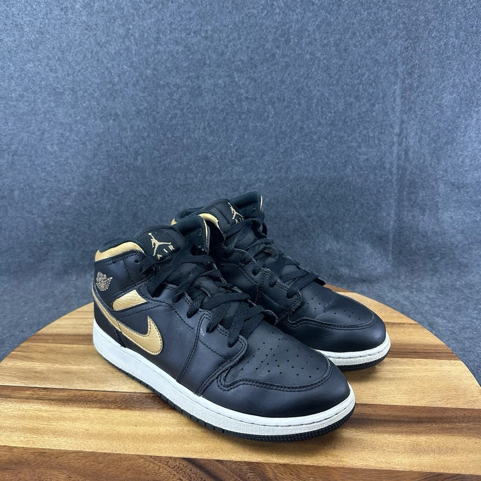 Boys GS Air Jordan 1 Mid Black/Metallic Gold White DQ8423-071 Size 7Y - Image 2 of 4