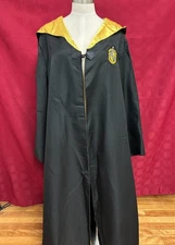 Hufflepuff Robe Wizarding World of Harry Potter - Adult Medium 38-40