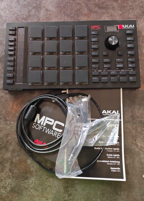 Akai MPC Studio Pad-Controller 16 Trigger-Pads USB inkl. Software Handbuch Kabel