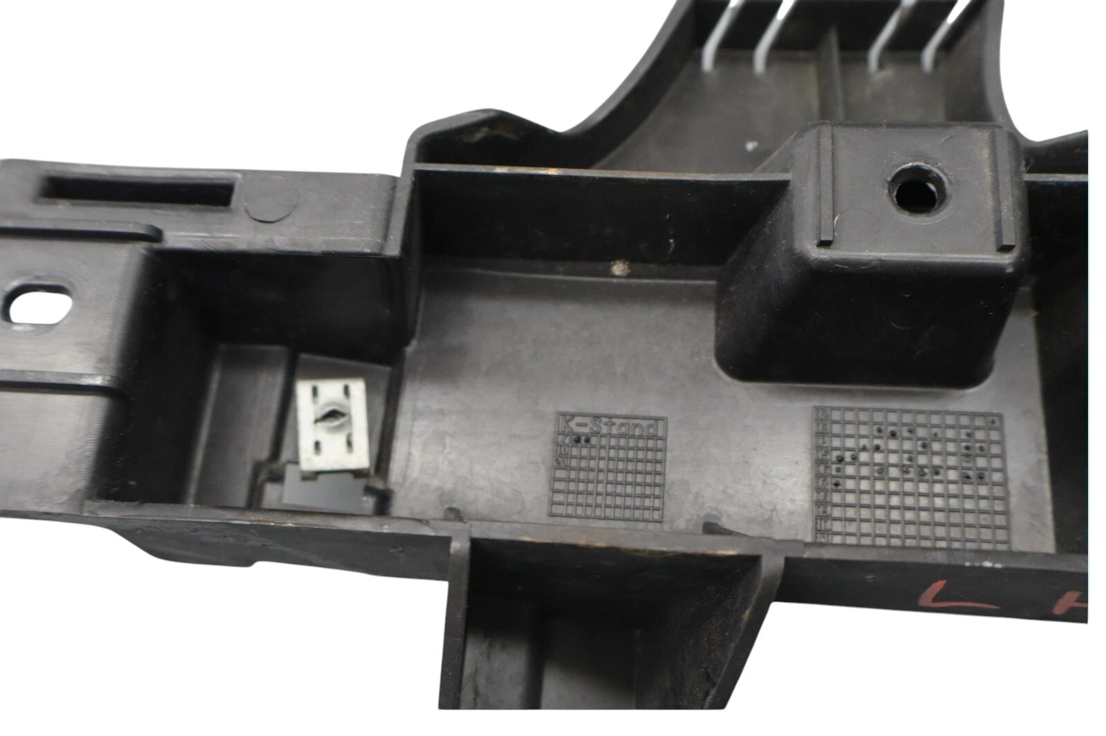 Bentley Continental GT 2003-2012 Rear Left Bumper bracket