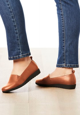 Comfortview Women's The June Leather-Like Slip On Flat (Wide Widths Available)