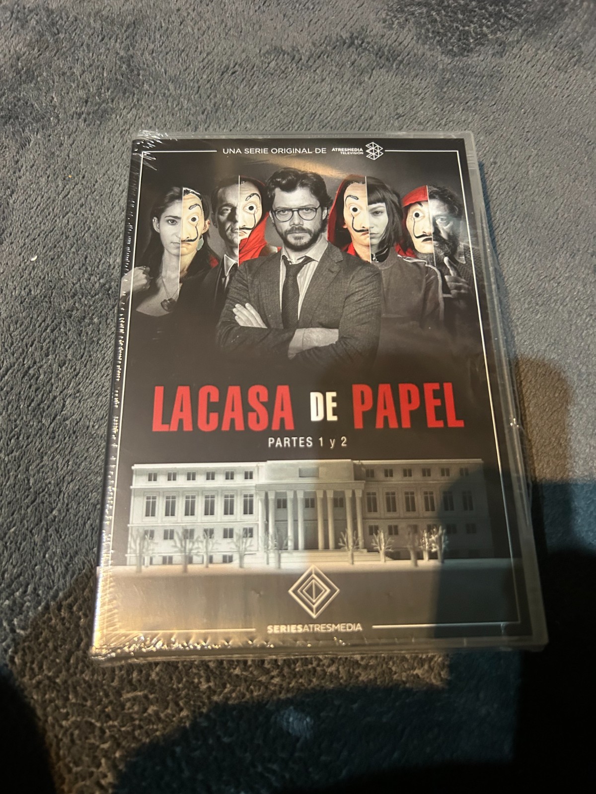 MONEY HEIST: Complete First & Second Series 1 & 2 *ENGLISH SUBS / NEW R2 DVD