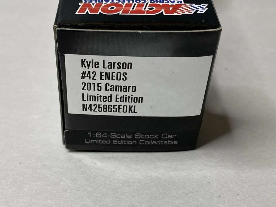 Chevy Camaro 2015 fundido a presión NASCAR en caja de acción 1/64 Kyle Larson #42 ENEOS nuevo en caja Foto 4 de 4