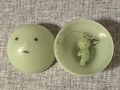 Authentic Smiski Strap Accessories Series One Looking Back (Ball