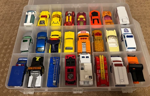 NICE Matchbox Vintage Lot 25 Cars 70s to 2000 and more off brand cars (0ver 48)