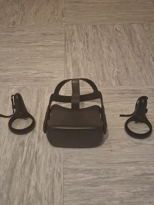 Meta Oculus Quest: All-in-One VR Gaming Headset - Schwarz VB