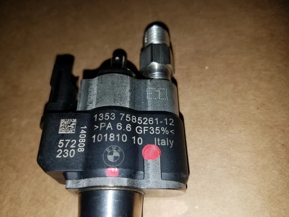 07-13 BMW N54 135I 335I 535I INYECTOR COMBUSTIBLE ALTA PRESIÓN 13537585261 ÍNDICE 12 Foto 4 de 4