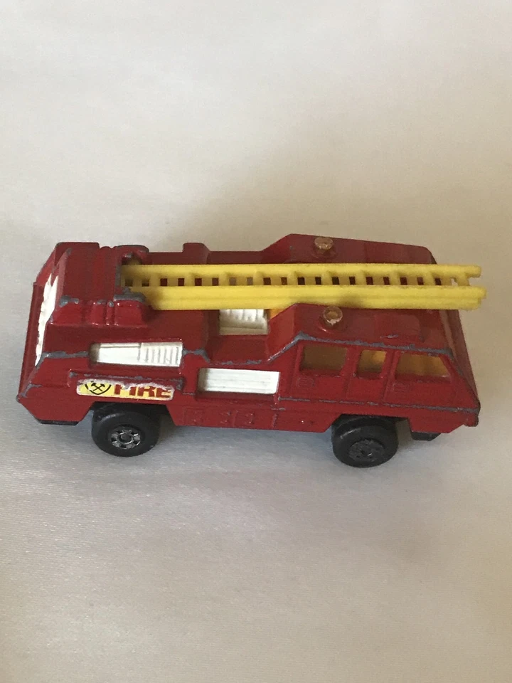 Lesney 1976 Matchbox Superfast Fire Engine Blaza Buster - Vintage Collectible - Image 3 of 4