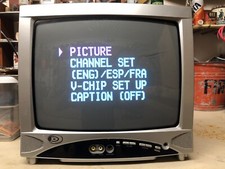 Durabrand Model DWT1304 Vintage 13  Gaming TV Great Condition Working