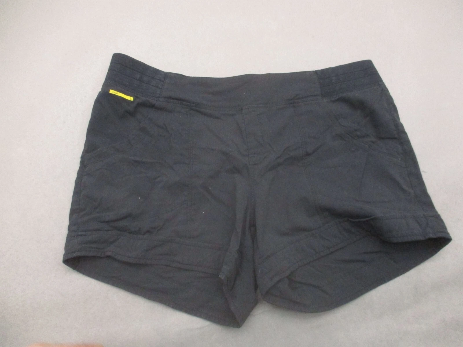 lole stretch waist mid rise pocket outdoor shorts