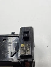 (QTY2)Square D HOM 10KA 120/240V 50/60 Hz Single Pole 20A Circuit Breaker N-6020