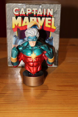 Buste Captain Marvel Années 70 - Bowen Designs (Custom)