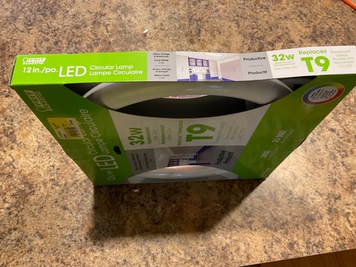 Feit Electric - 12 In. LED Circular Lamp32W Replacement-Replaces T9 Fluorescent - Picture 6 of 6
